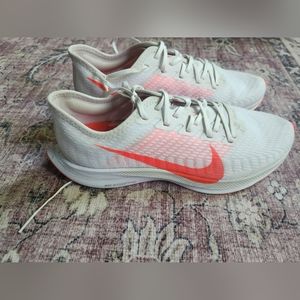 Nike White and Red Sneakers